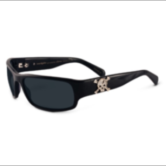 sunglasses with skull and crossbones